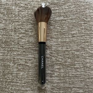 Chanel Powder brush #6